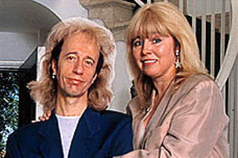 robin gibb personal life.